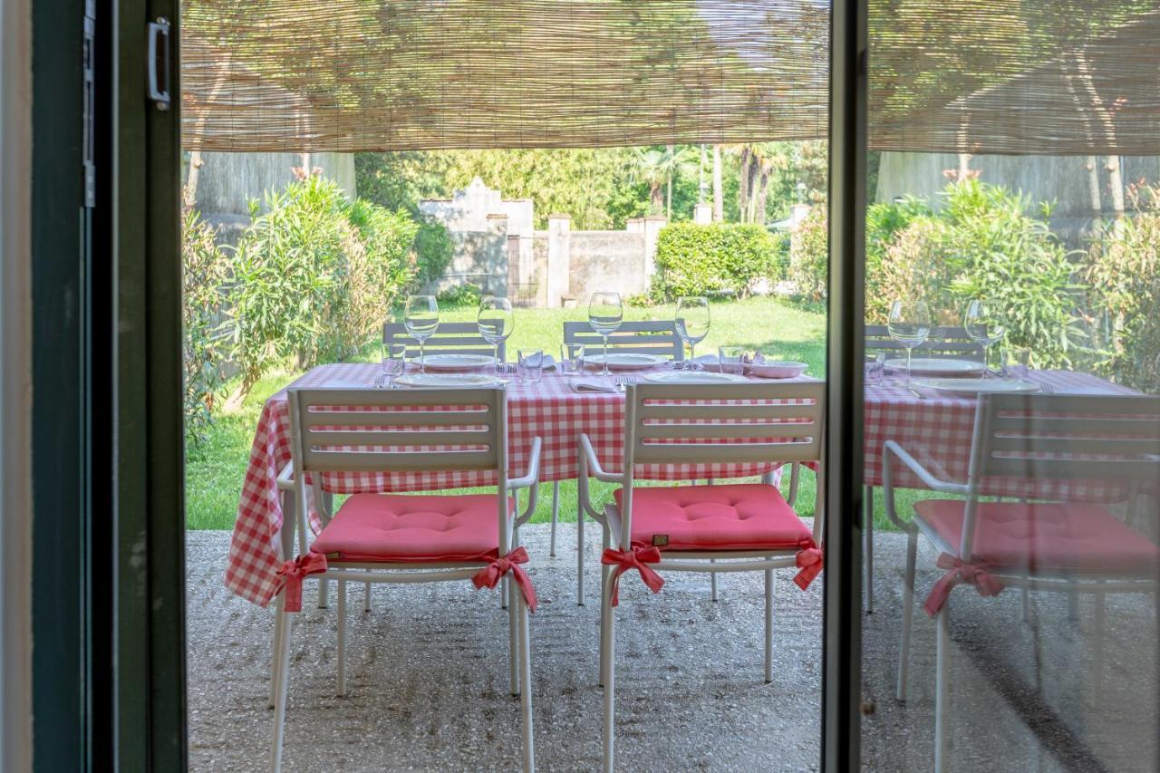 Borgo Studiati Residenza D'Epoca Bed & Breakfast Pugnano ภายนอก รูปภาพ