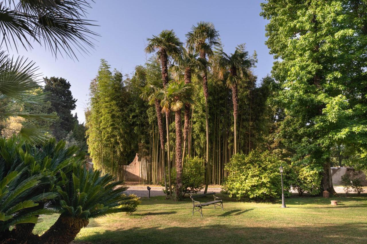 Borgo Studiati Residenza D'Epoca Bed & Breakfast Pugnano ภายนอก รูปภาพ