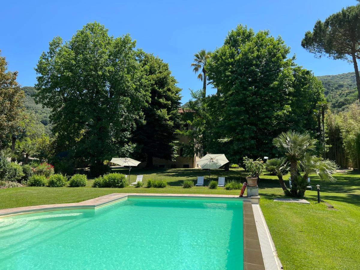Borgo Studiati Residenza D'Epoca Bed & Breakfast Pugnano ภายนอก รูปภาพ