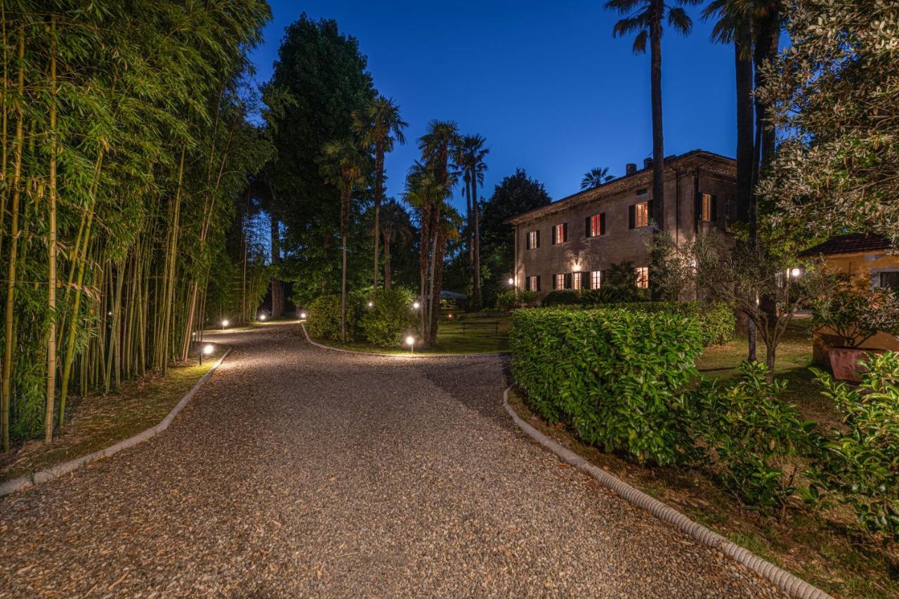 Borgo Studiati Residenza D'Epoca Bed & Breakfast Pugnano ภายนอก รูปภาพ